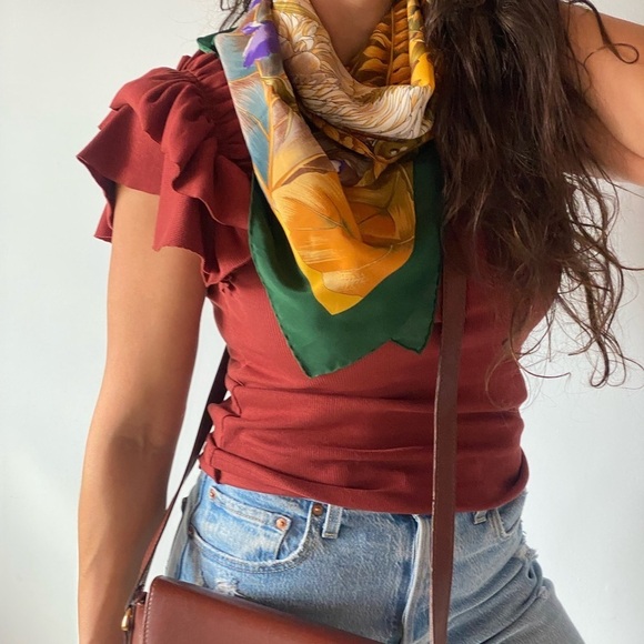 SALVATORE Ferragamo fix silk scarf with hand rolled edges - Picture 9 of 17